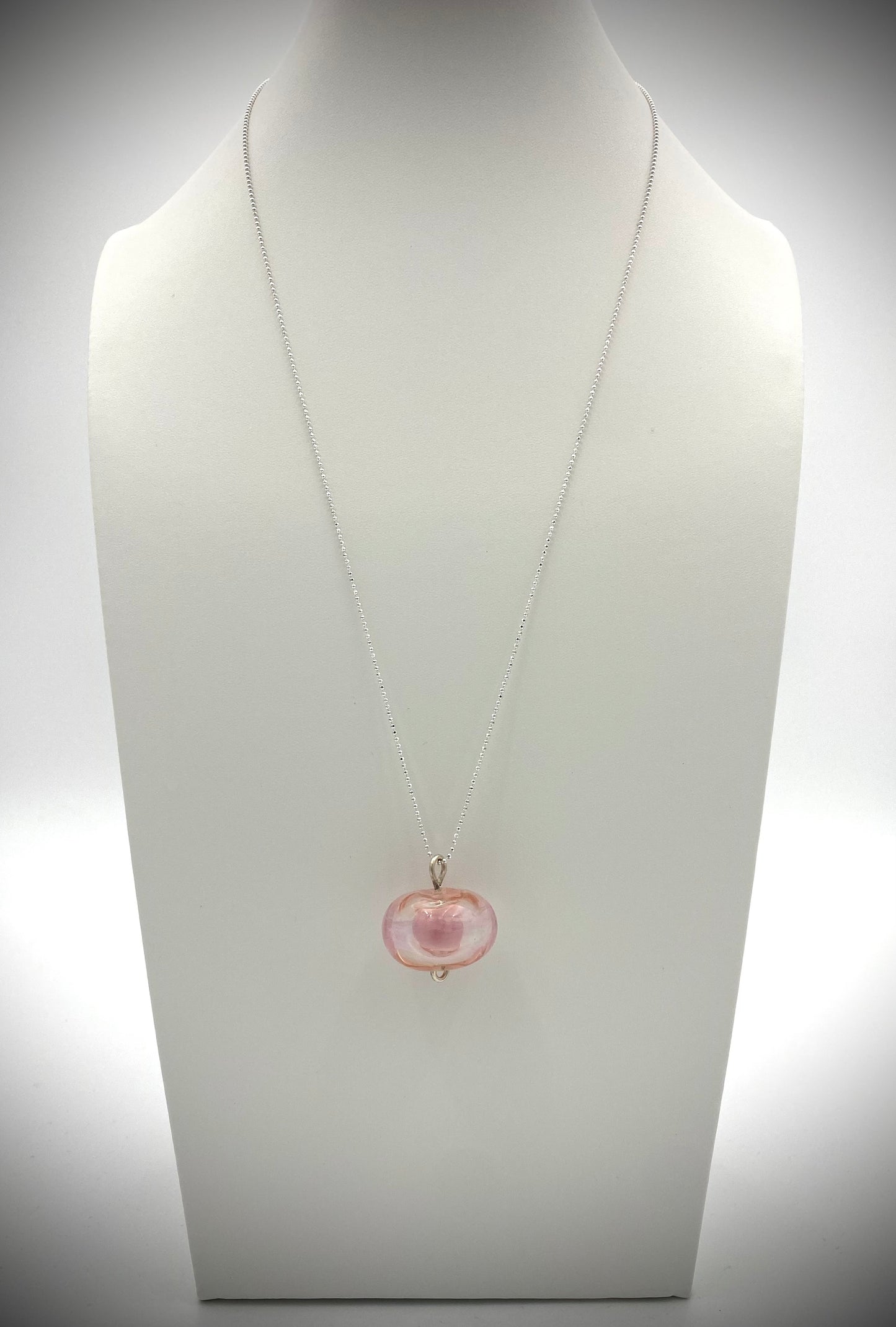 Hängsmycke 925 silver och lampworkpärla.