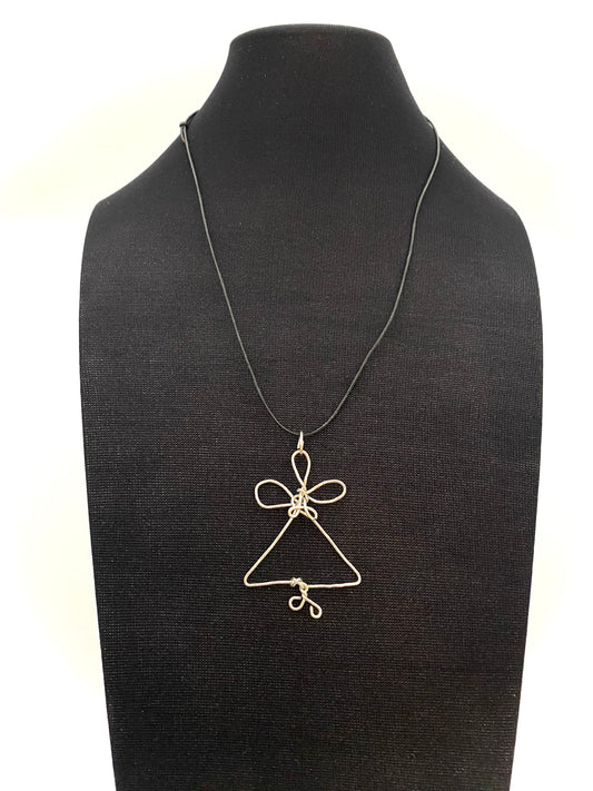 Ängel hängsmycke i 925 silvertråd.