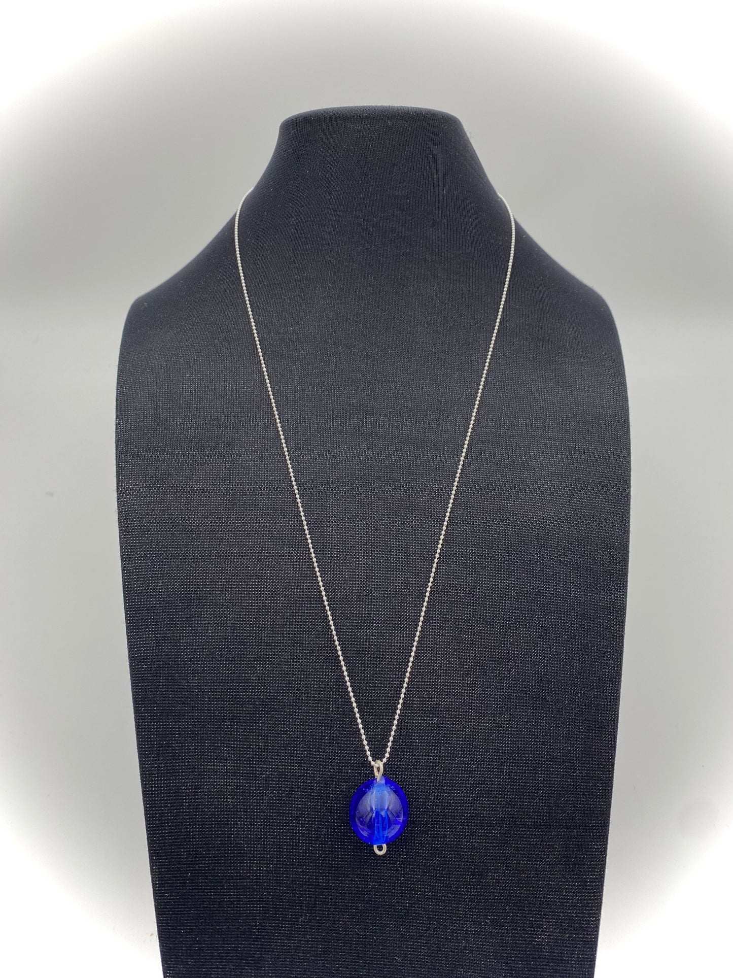 Hängsmycke 925 silver och lampworkpärla.