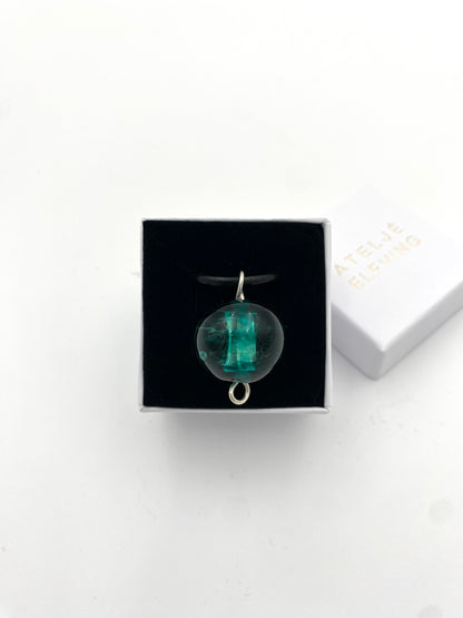 Hängsmycke 925 silver och lampworkpärla.