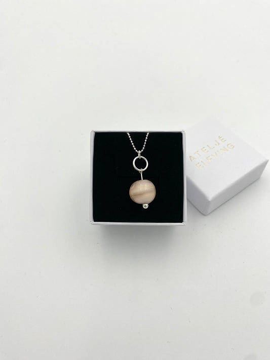 Hängsmycke 925 silver och lampworkpärla.