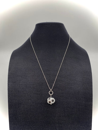 Hängsmycke 925 silver och lampworkpärla.