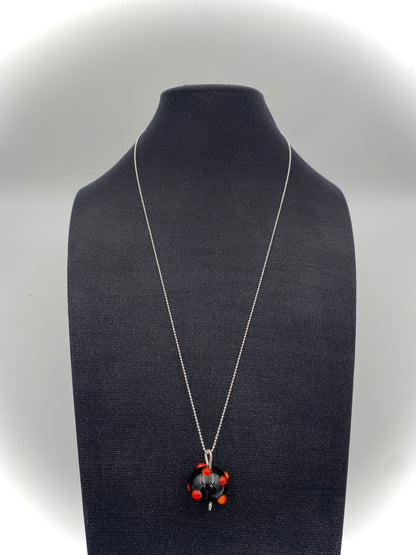 Hängsmycke 925 silver och lampworkpärla.